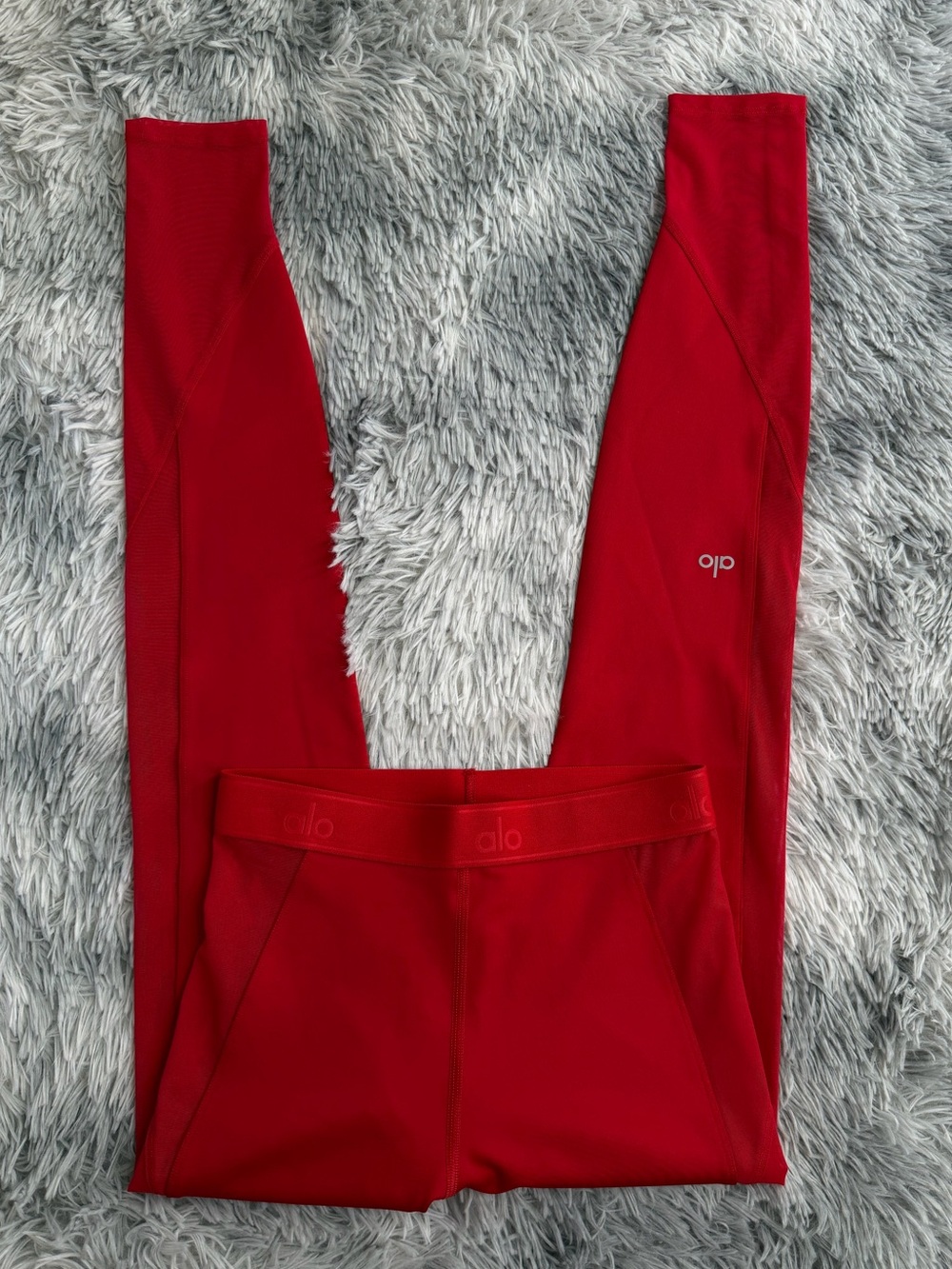 Small Alo Yoga Airlift Red Legging Logo Band